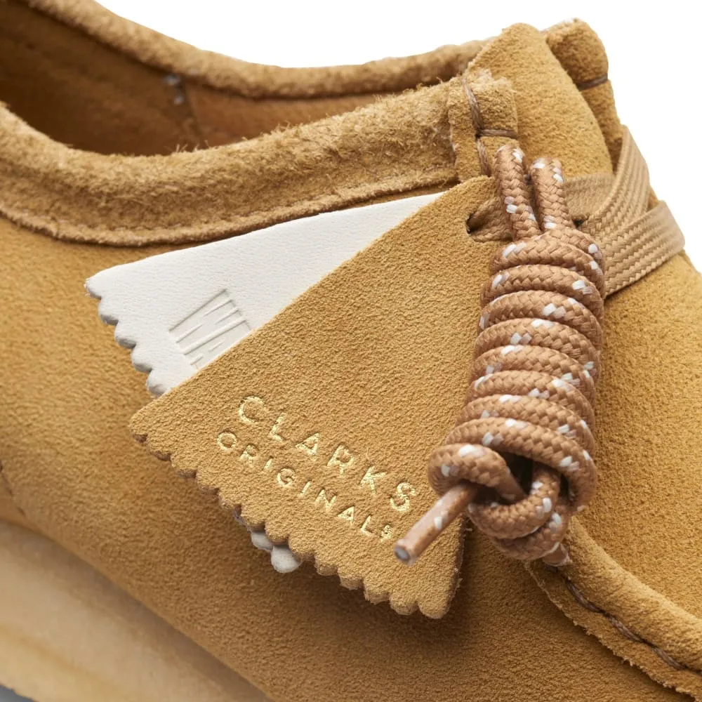 Clarks Originals Wallabee Low Top Men's Oakmoss Yellow Suede 26166241