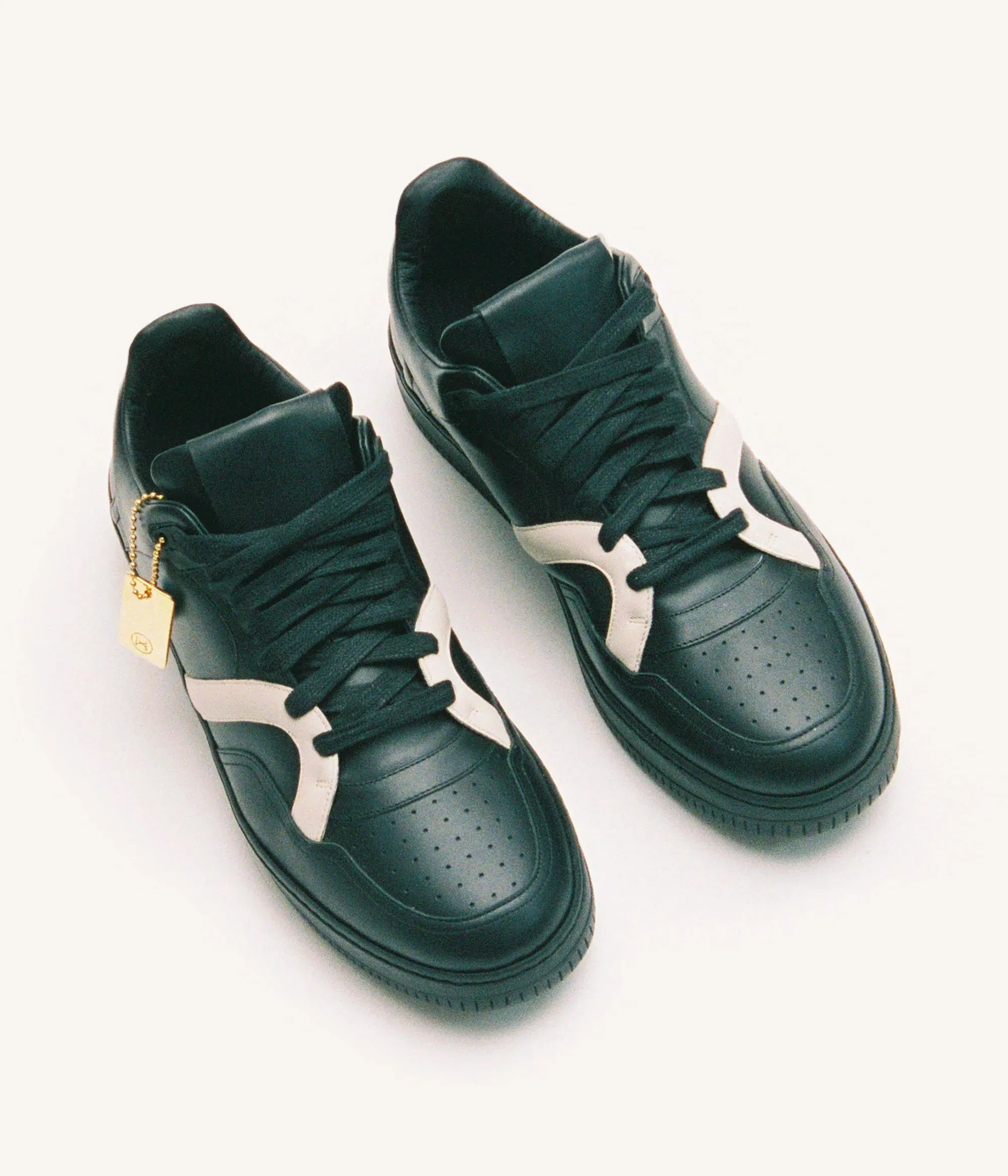 HRS - Mongoose Low - Black/Bone