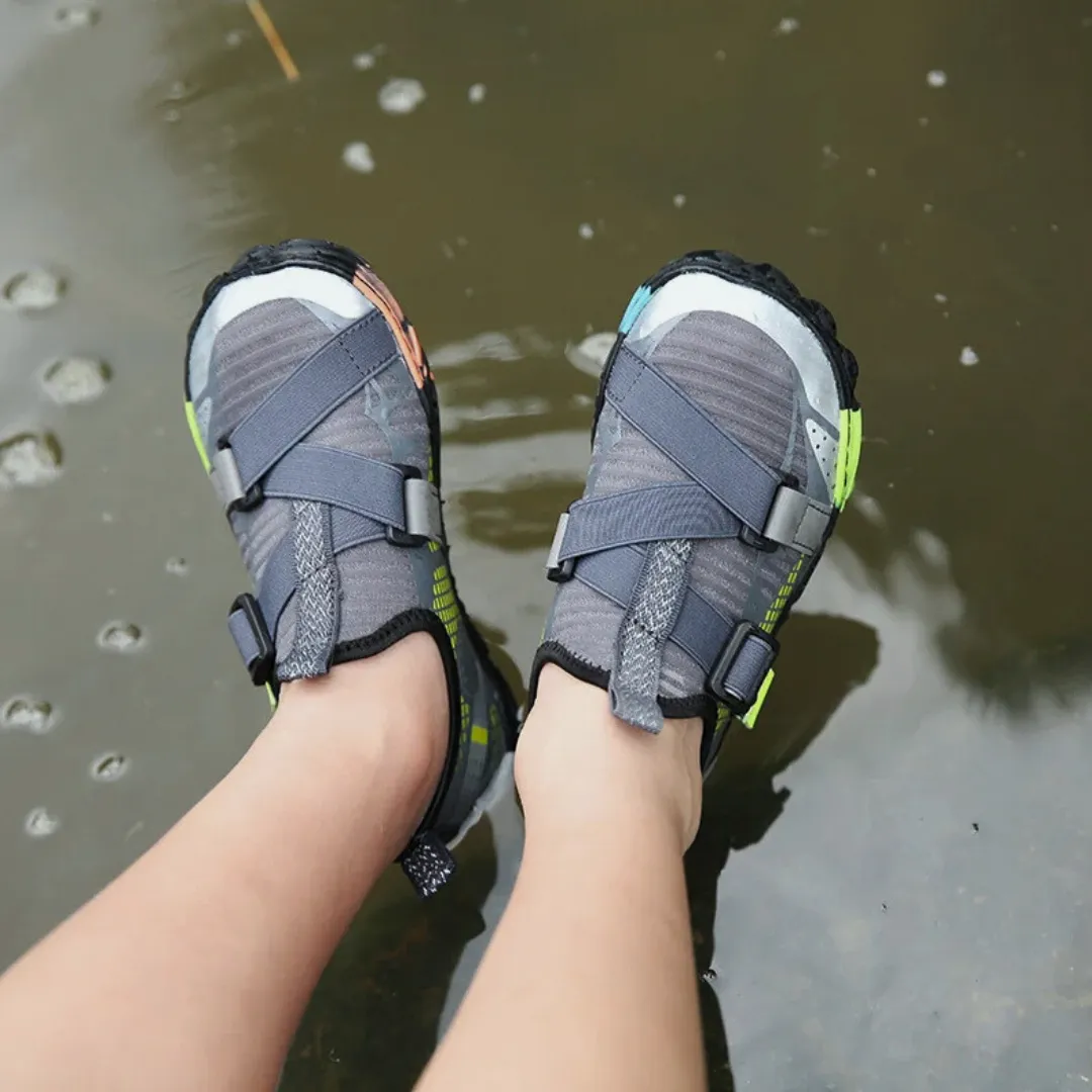 Kids Breathable Quick-Dry Barefoot Beach Shoes - Non-Slip Water Shoes for Boys and Girls