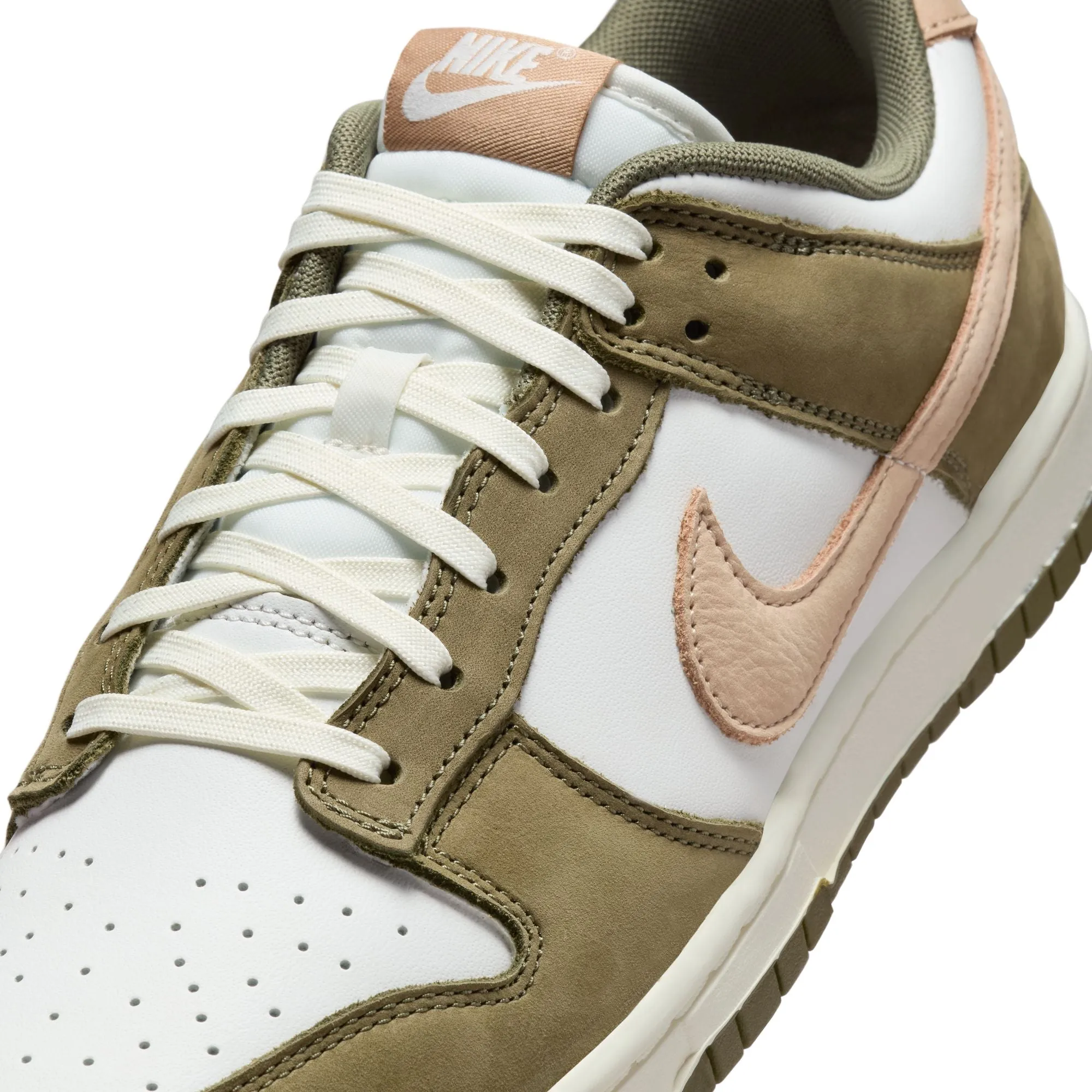 Men's Nike Dunk Low Retro Premium