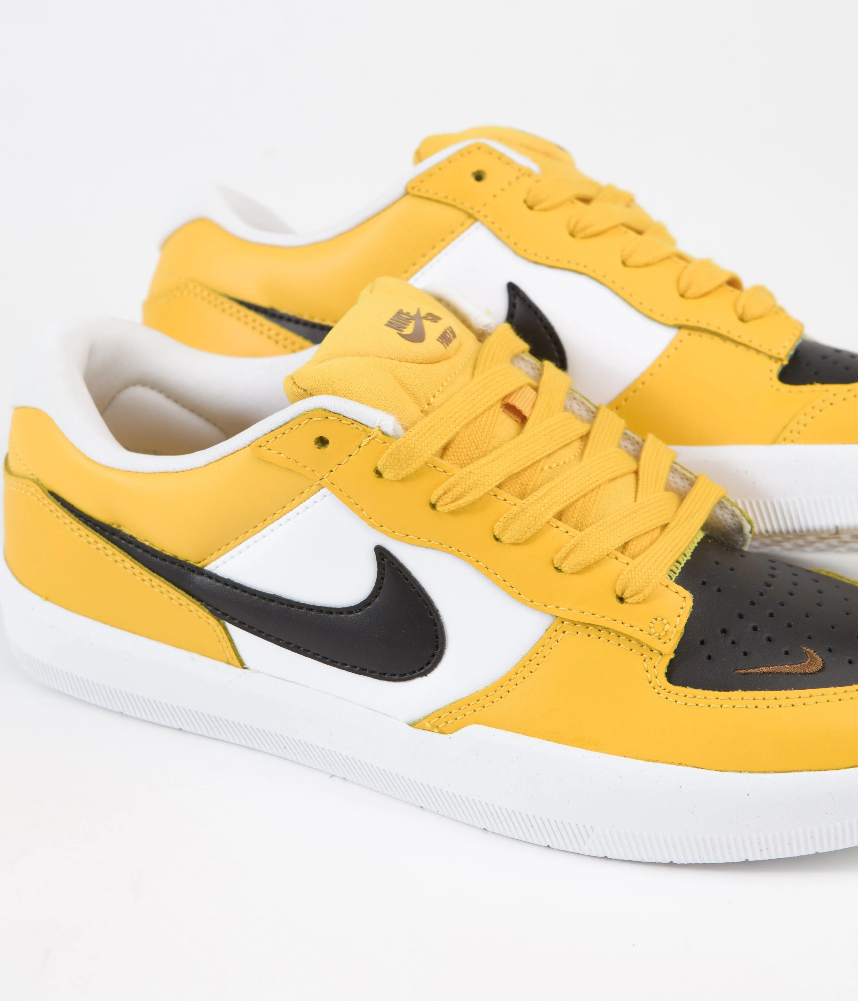 Nike SB Force 58 Premium Shoes - University Gold / Black - White - Pecan