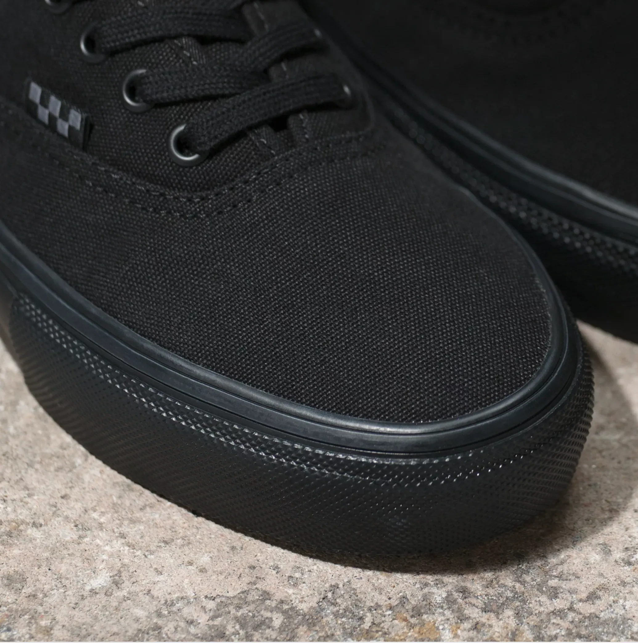 VANS SKATE AUTHENTIC BLACK / BLACK