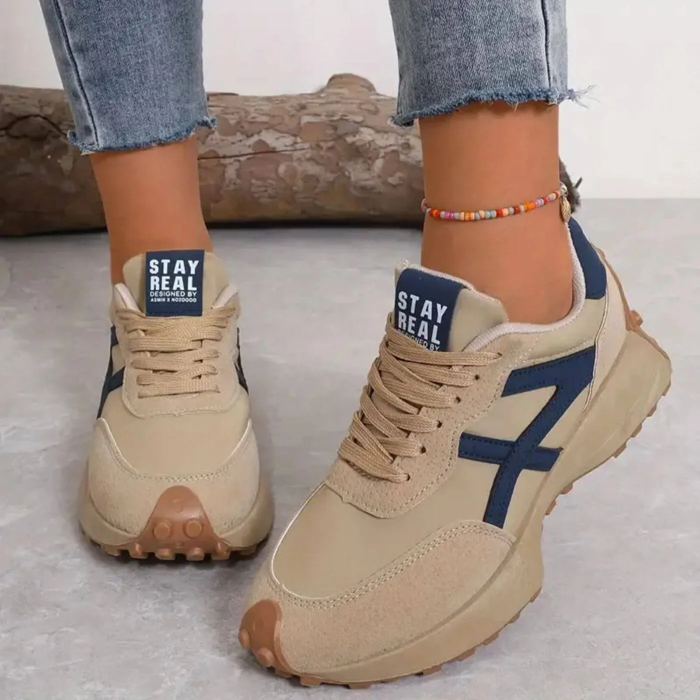 Verae - Lightweight Sneaker