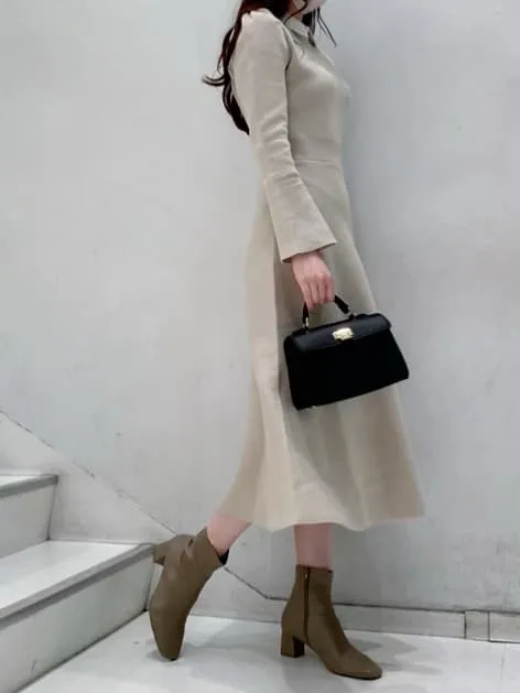 white collar knit dress
